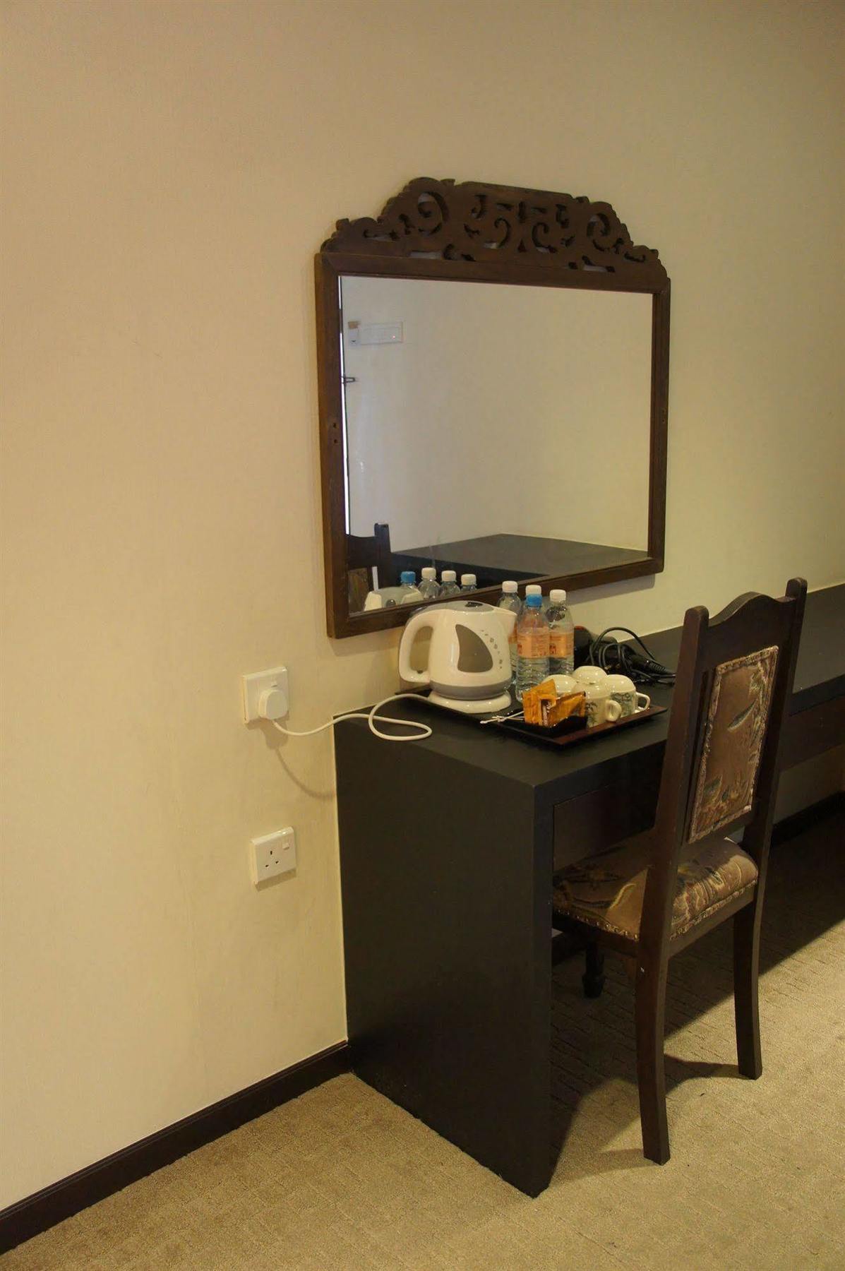 Baba House Hotel 4*
